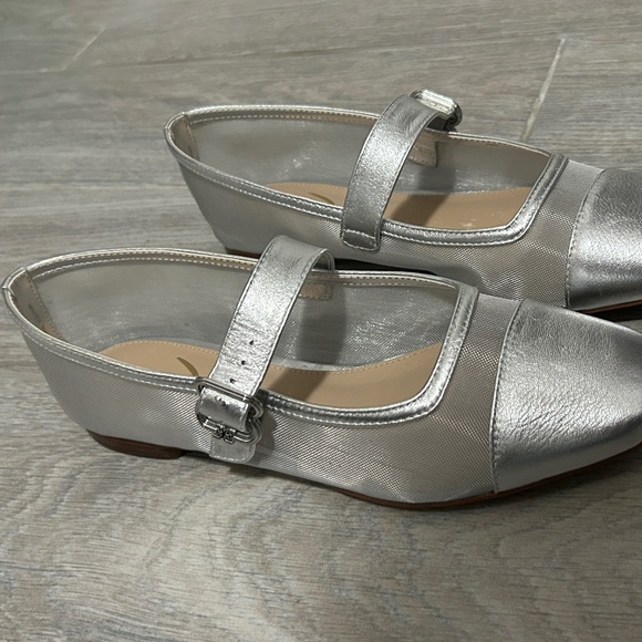 LIKE NEW! Women's Sam Edelman Silver/Mesh Ballet Flat Mary Jane- 8 1/2 - Picture 3 of 12